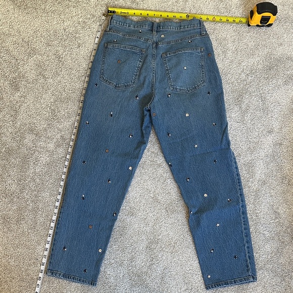 Universal Thread Blue Straight Leg Jeans with Embroidery - Picture 3 of 8